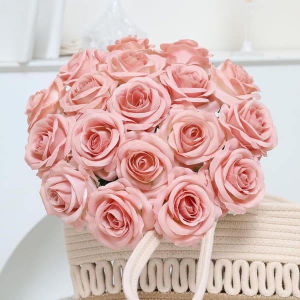 ROSE❣️ Charming Rose Bouquet