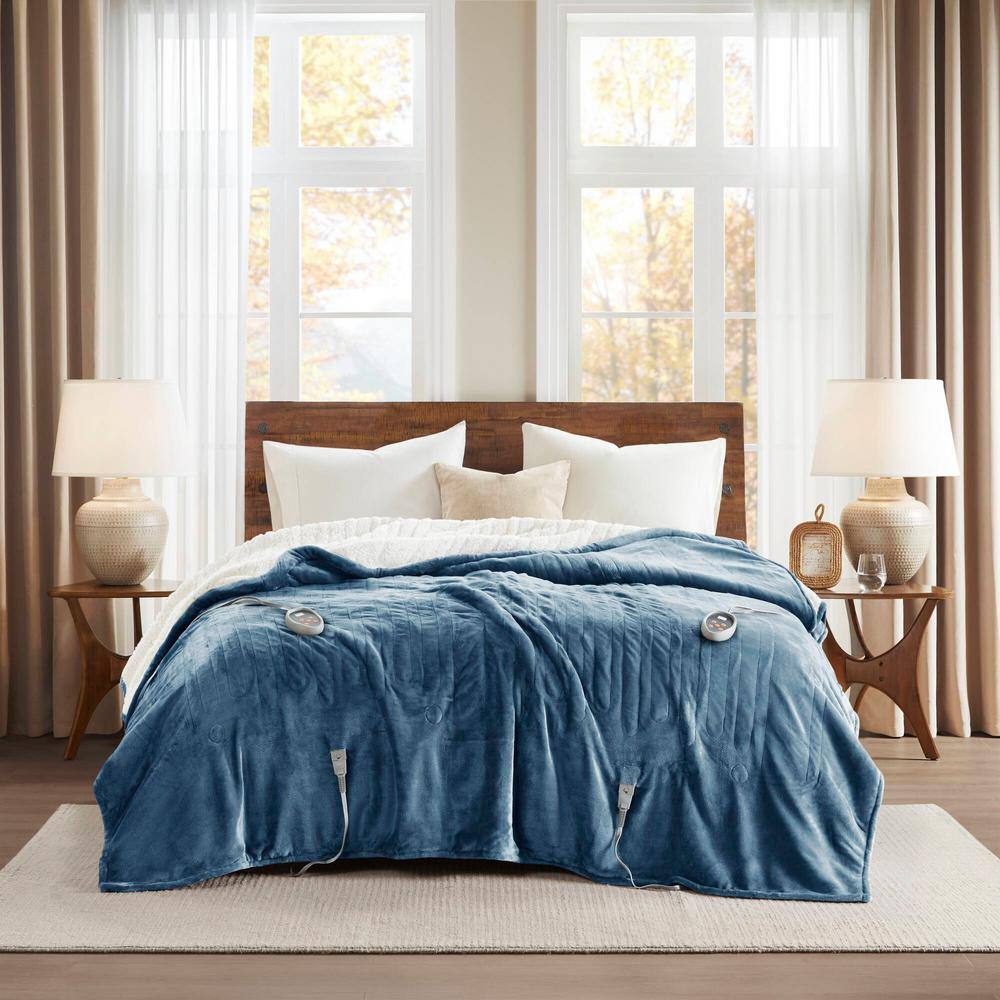 Sapphire Blue Twin Reversible Heated Plush to Berber Blanket