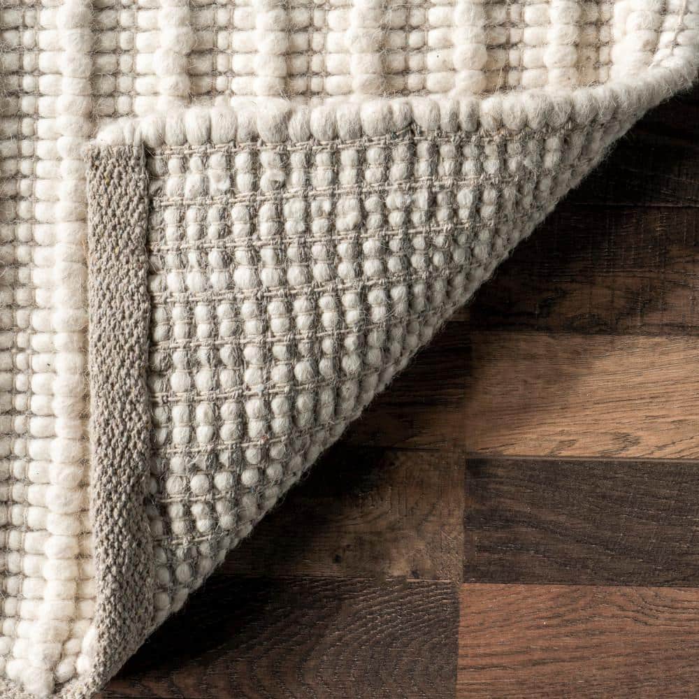 Ivory High-Low Striped Wool and Cotton 4' x 6' Area Rug