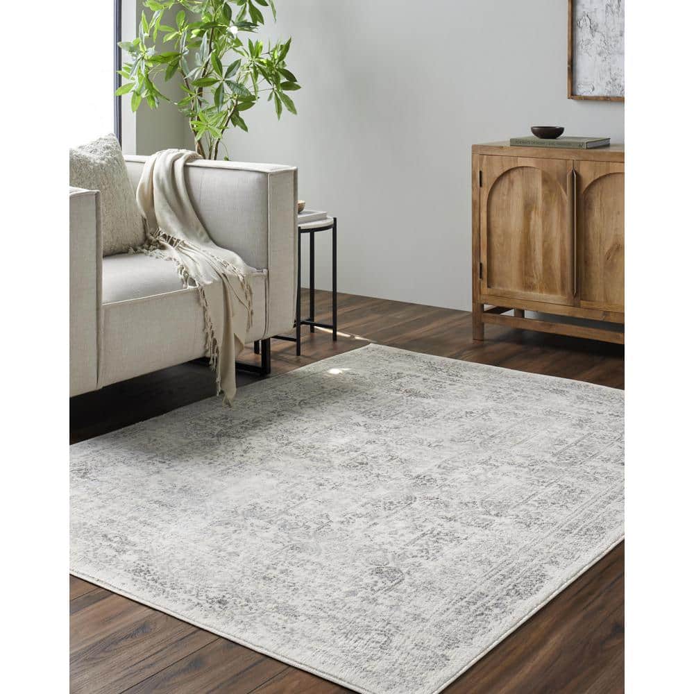 Eleganza Light Grey Trellis 5'3" x 7'1" Synthetic Area Rug
