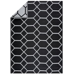Miami Black White 5 ft. x 7 ft. Reversible Recycled Plastic Indoor/Outdoor Floor Mat