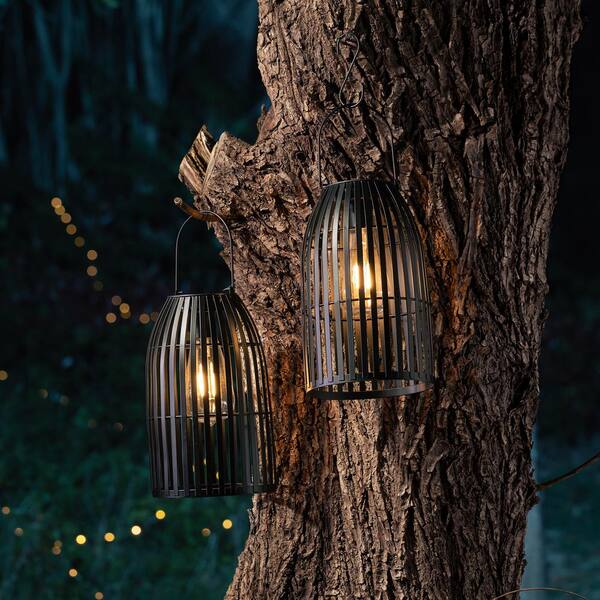 https://images.thdstatic.com/productImages/9c0f9b64-7f28-4b49-8bd8-b3fb783c4532/svn/blacks-glitzhome-outdoor-lanterns-gh2023300049-e1_600.jpg