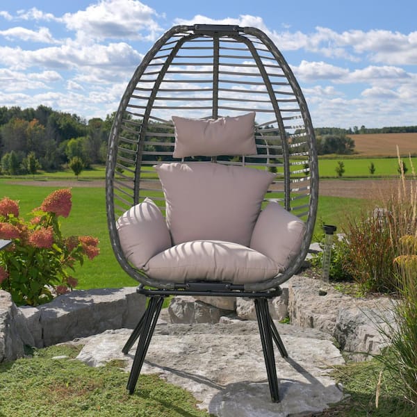 plush outdoor lounge chair