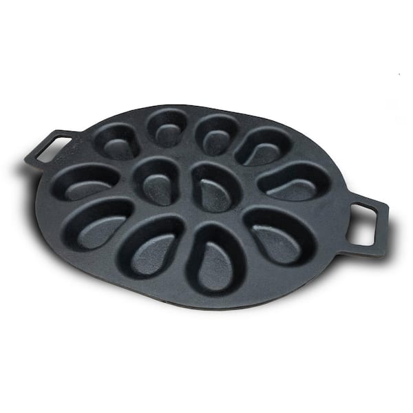 BAYOU CLASSIC Oyster Grill Pan Perfect For Grilling and Serving 12