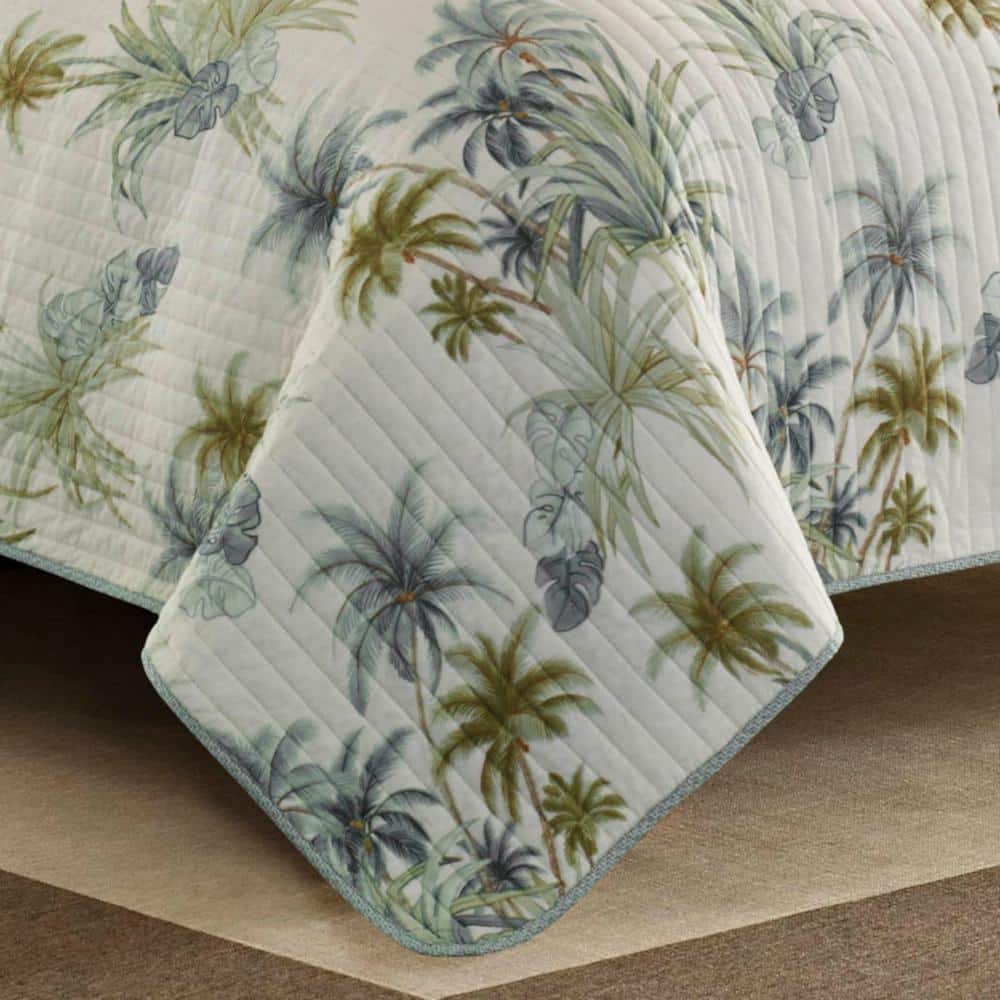 Ivory and Aqua Cotton Twin Reversible Quilt Set