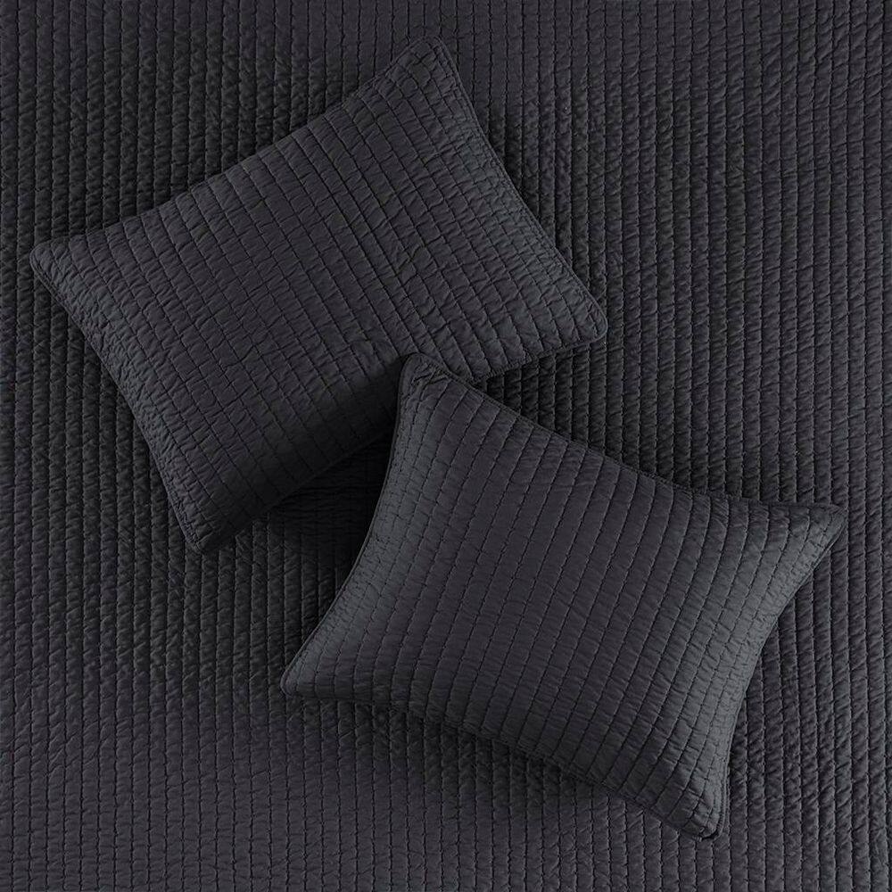 Cozy Farmhouse Black Microfiber Twin Quilt Set with Reversible Design