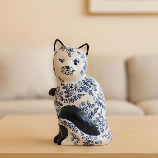 Liv & Skye Blue 6 in. x 10 in. Ceramic Cat Chinoiserie Vintage