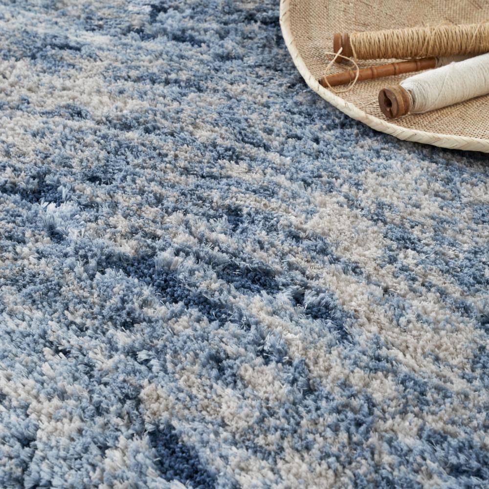 Luxurious Light Blue Abstract Shag 4' x 6' Area Rug