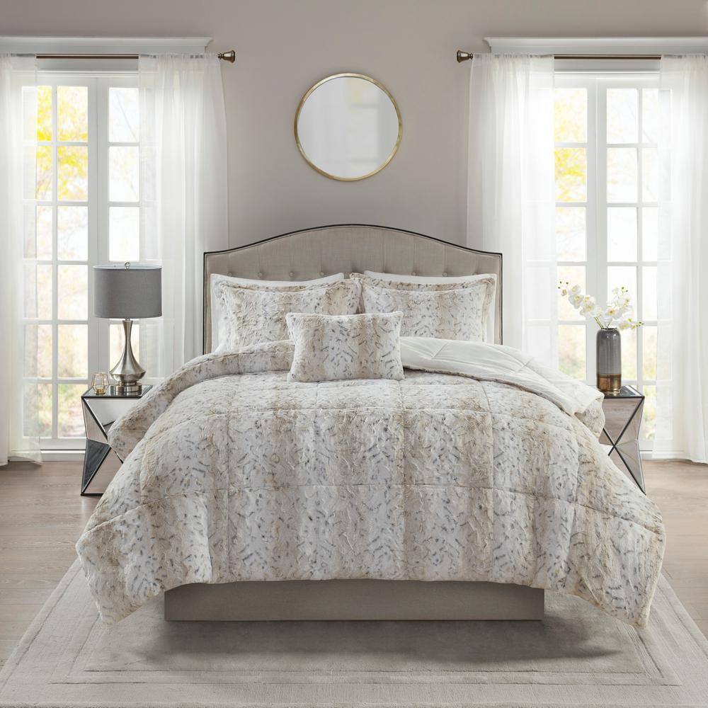Full Snow Leopard Faux Fur Reversible Bedspread Set