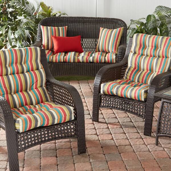 Greendale Home Fashions 15 Round Outdoor Bistro Chair Cushion (Set of 2), Sunset Stripe