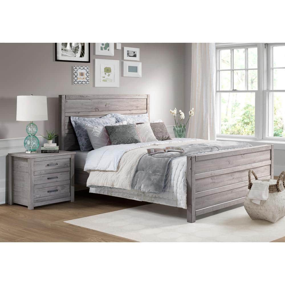 Antique Gray Pine 3-Drawer Rustic Nightstand
