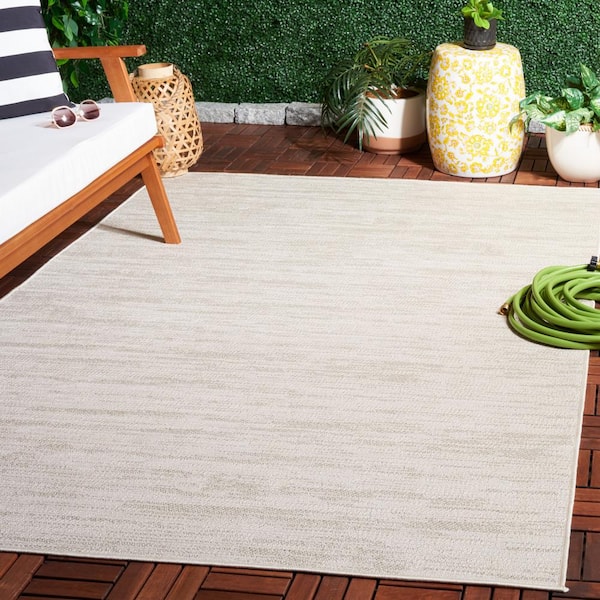 Lakeside 4 ft. x 6 ft. Beige 2-Toned Solid Indoor/Outdoor Area Rug