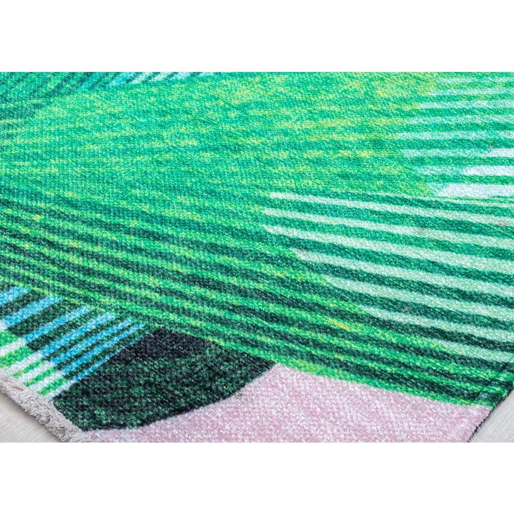 Tropical Oasis Black Floral 8' x 10' Synthetic Area Rug