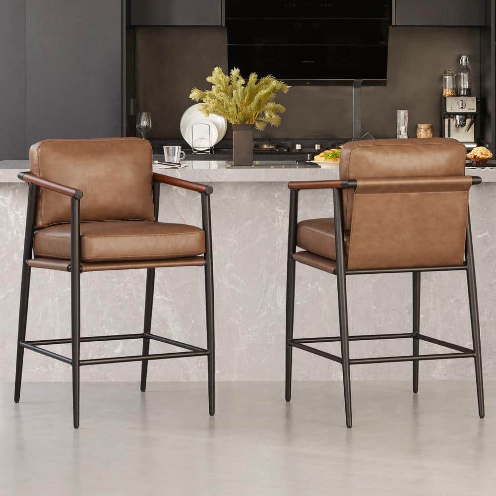 Spruce & Spring Zephyra Saddle Brown Upholstered Leather