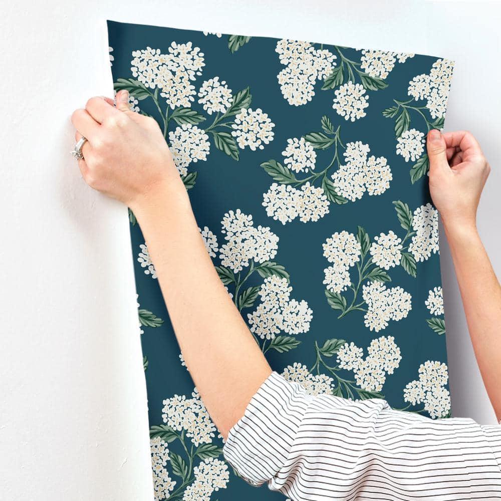 Blue Hydrangea Floral Non-pasted Washable Wallpaper
