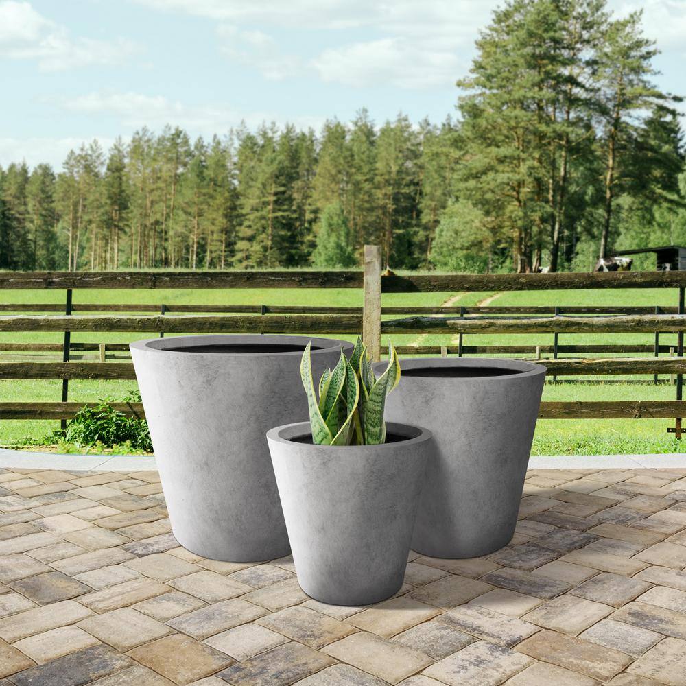 https://images.thdstatic.com/productImages/9c8cb68d-67c5-4d2a-a769-81861b08b4a8/svn/stone-finish-sapcrete-plant-pots-sa0154bcd-p8021-64_1000.jpg