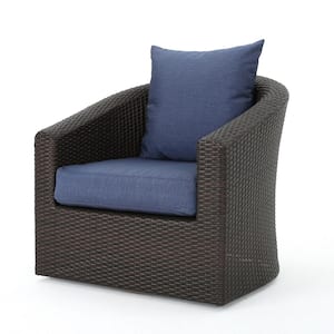 Mixed Brown Aluminum-Framed Faux Rattan Outdoor Lounge Chair with Navy Blue Cushion