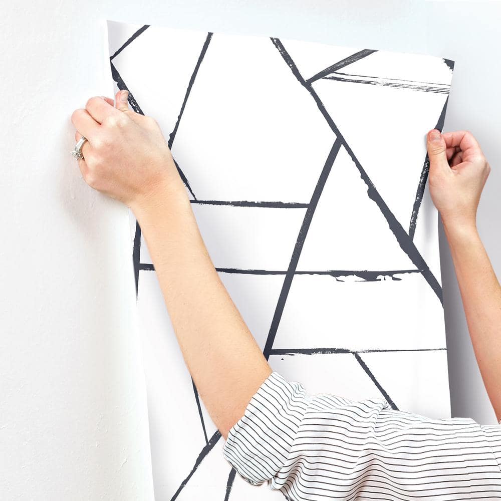 Black and White Geometric Abstract Wallpaper Double Roll