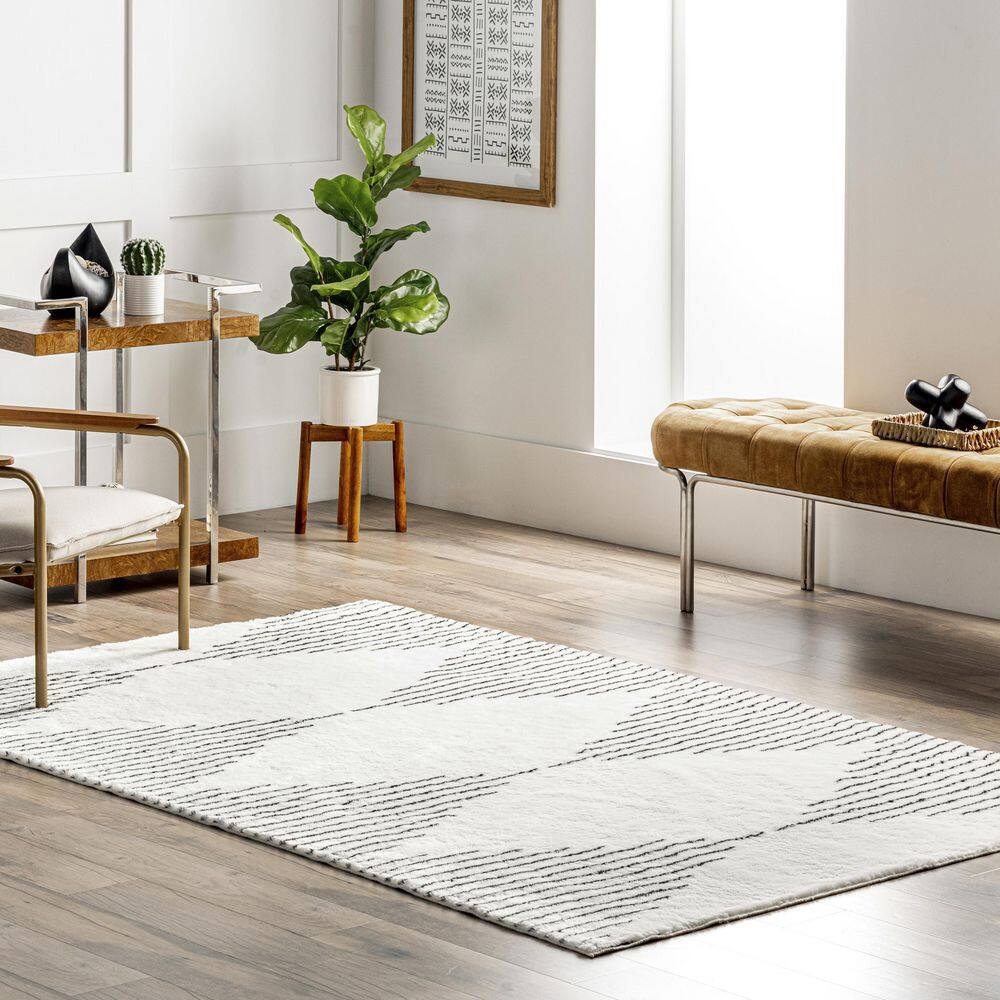 nuLOOM Christa Diamond Machine Washable Shag Black 6 ft. x 9 ft. Area