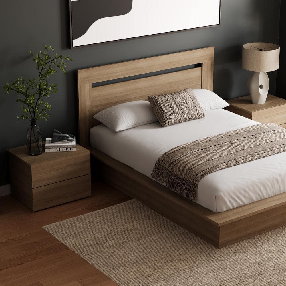 Malibu Brown Oak 4-Piece Modern Bedroom Set