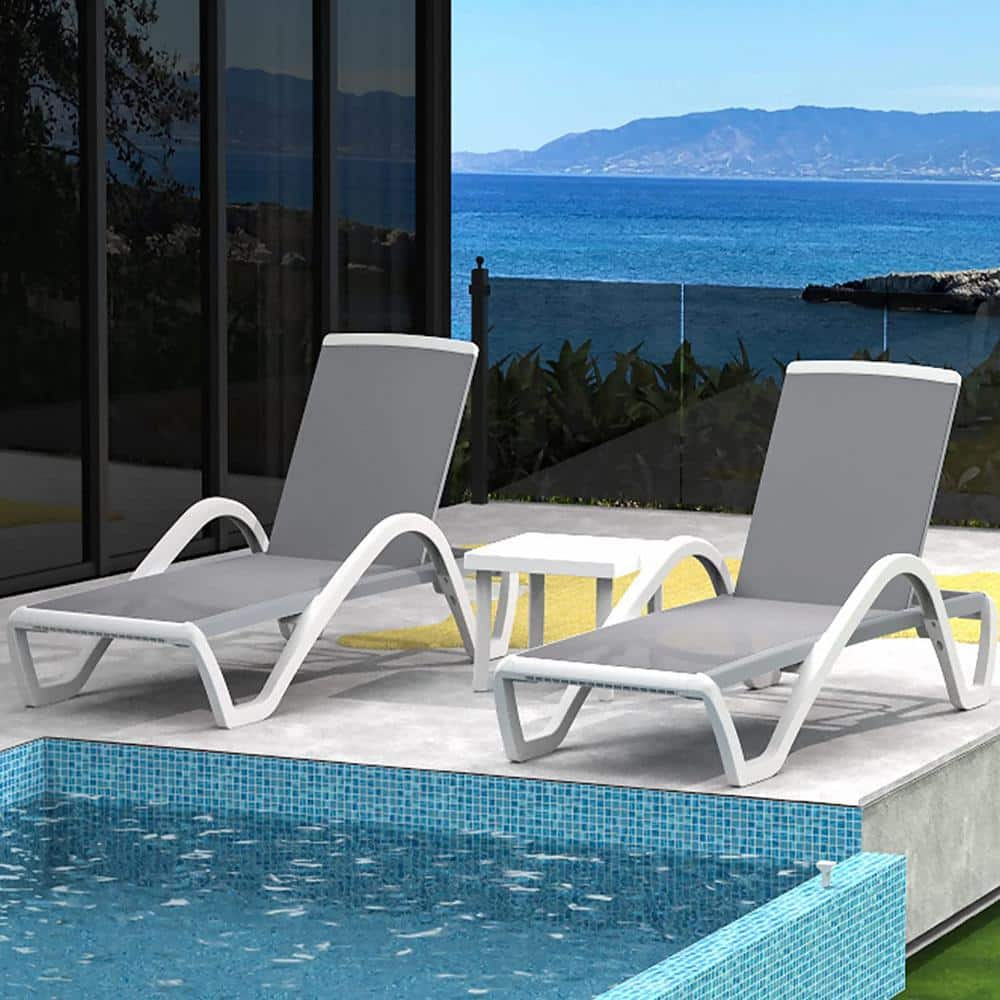 domi outdoor living Outdoor Chaise Lounge with Table Set with Gray ...