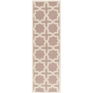 Cambridge Beige/Ivory 3 ft. x 8 ft. Geometric Multi-Point Diamond Runner Rug