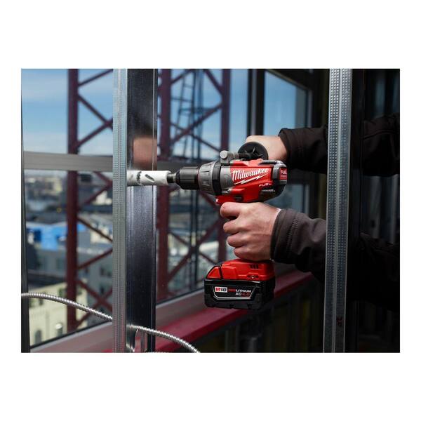 Milwaukee - M18 FUEL 18-Volt Lithium-Ion Brushless 1/2 in. Hammer Drill/Driver Compact Battery Kit