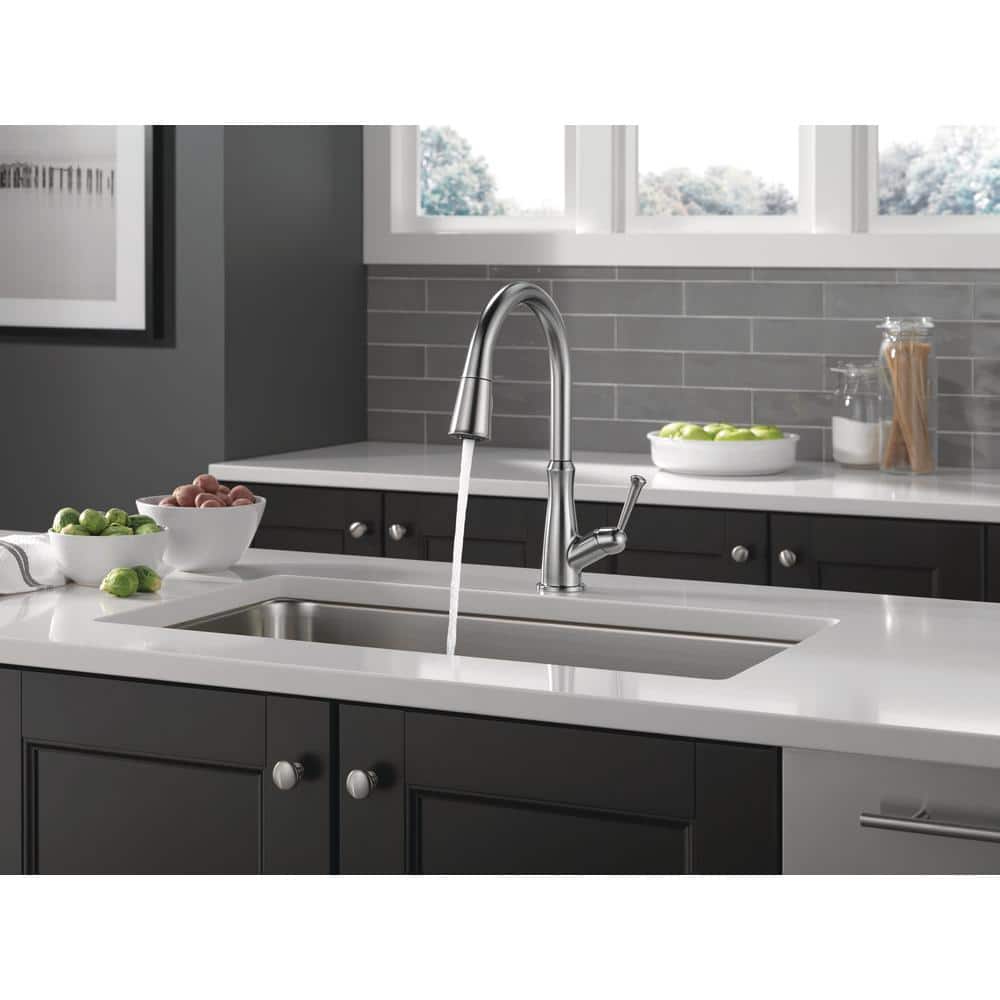 Arctic Stainless Steel Pull-Down Kitchen Faucet with Magnetic Docking