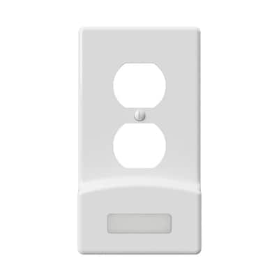 Classic Decor 1-Gang Duplex Plastic Power Failure Wall Plate with Nightlight and Battery Backup