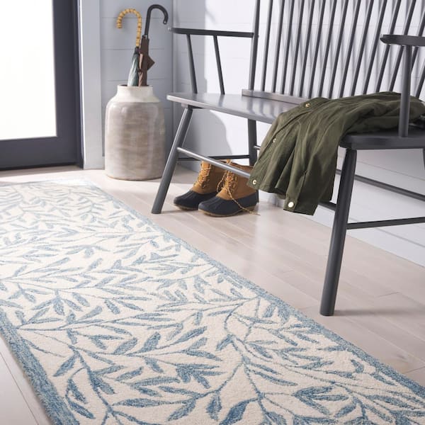 SAFAVIEH Martha Stewart Ivory/Blue 5 ft. x 8 ft. Floral Trellis