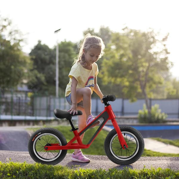 Bicycle store training tires