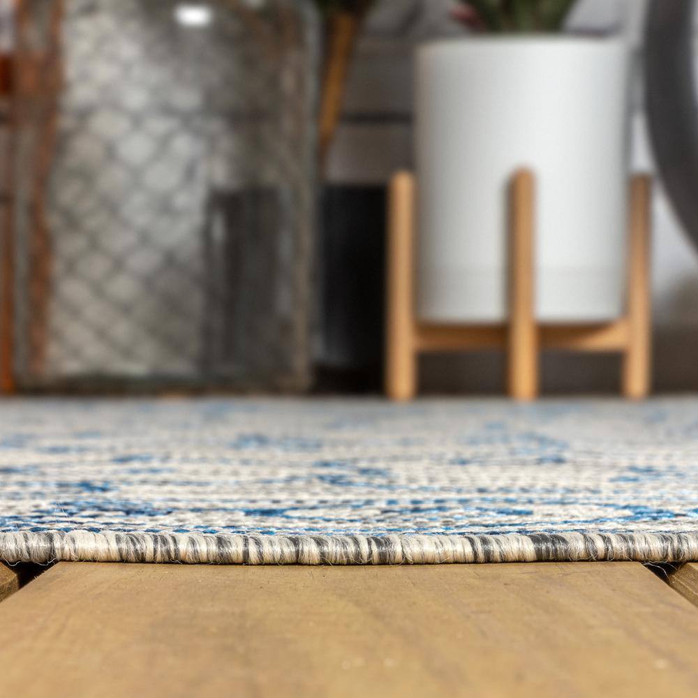 Boho-Chic Vintage Filigree Gray/Navy Indoor/Outdoor Runner Rug