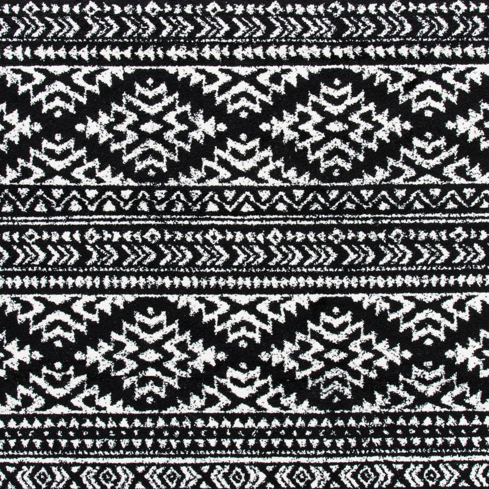 Modern Geometric 4' x 6' Black/Ivory Synthetic Area Rug