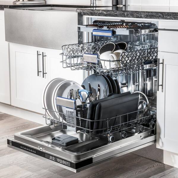 dishwasher with stainless steel tub and racks