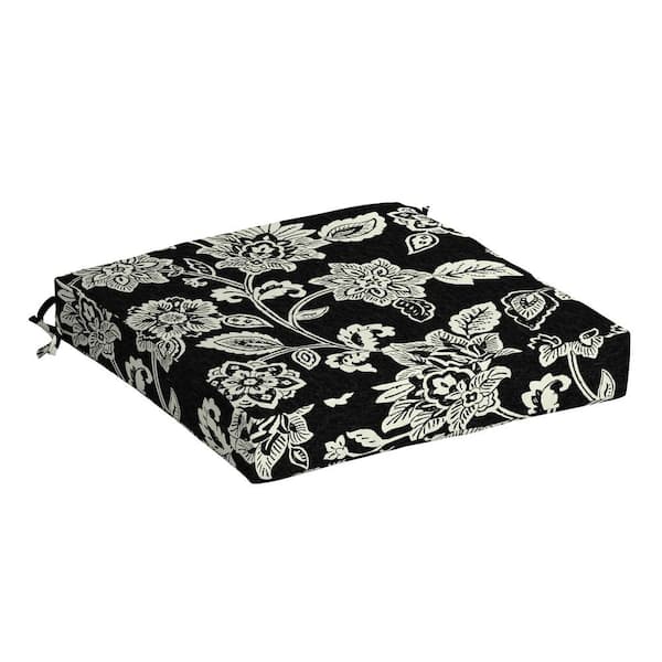 ARDEN 19 in x 19 in Ashland Black Jacobean Square Outdoor Seat Cushion