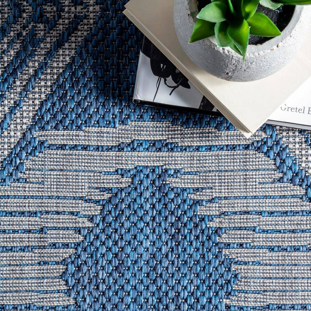 Modern Blue Geometric 7x9 Indoor/Outdoor Synthetic Area Rug