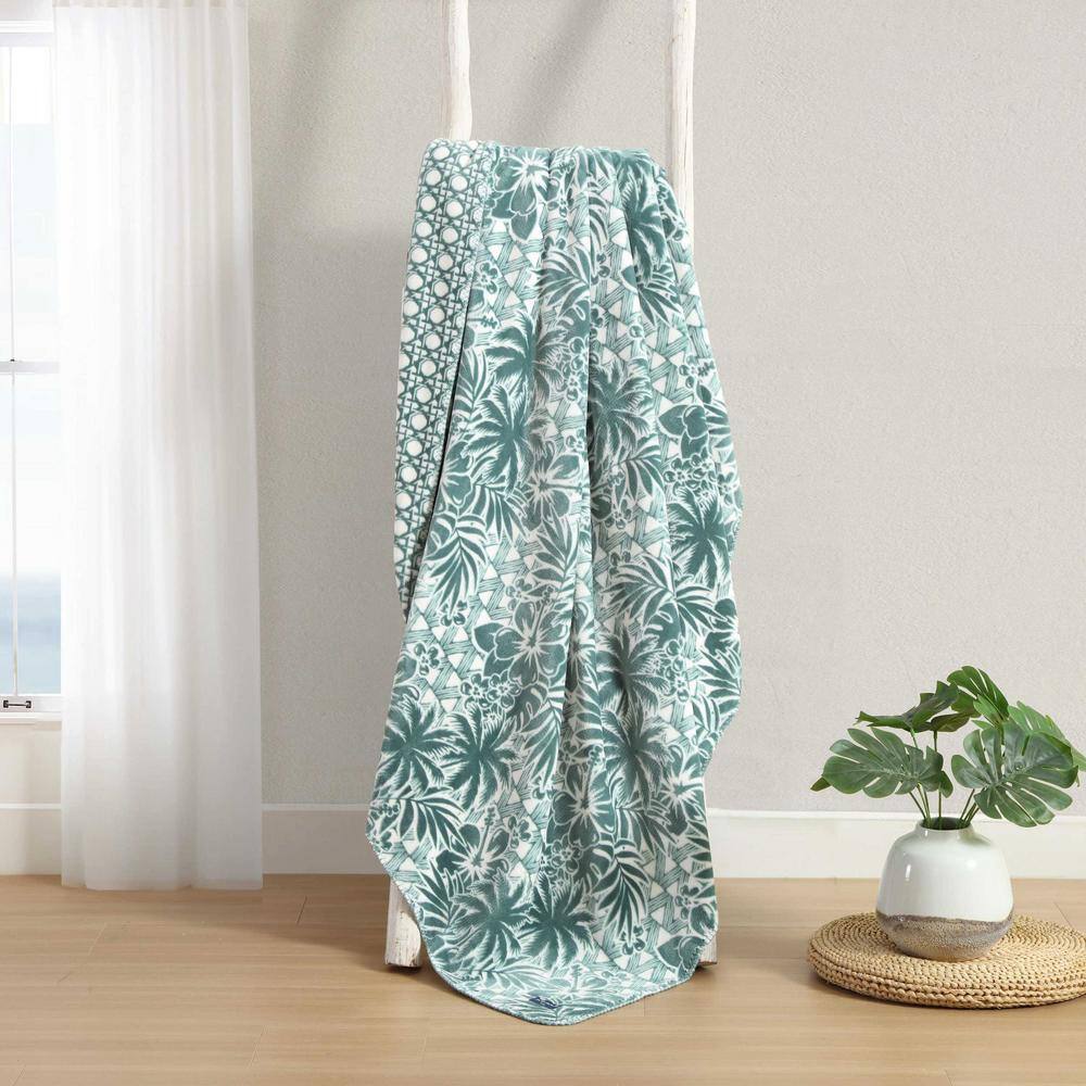 King Green and White Reversible Fleece Blanket