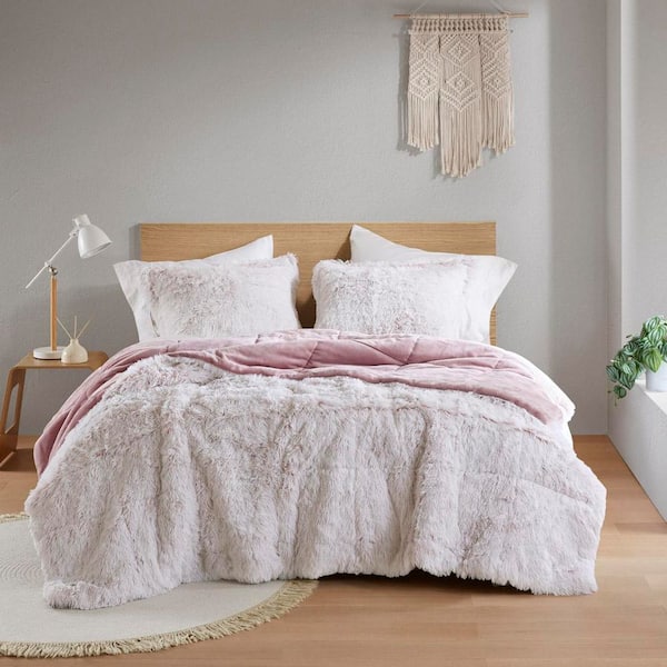 Intelligent Design Leena 3-Pieced Pink/White Polyester Full/Queen Shaggy Long Fur Comforter Set