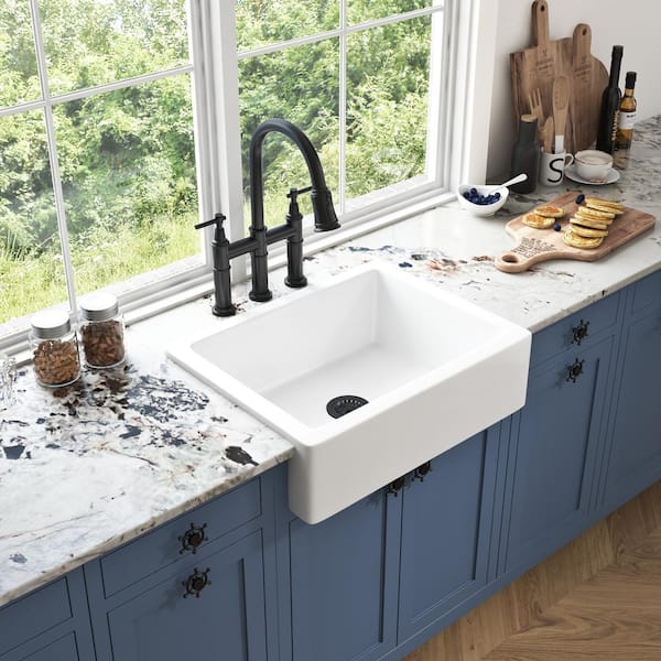 EAKYHOM Farmhouse Apron Front 24 in. Fireclay Single Bowl Kitchen Sink in White