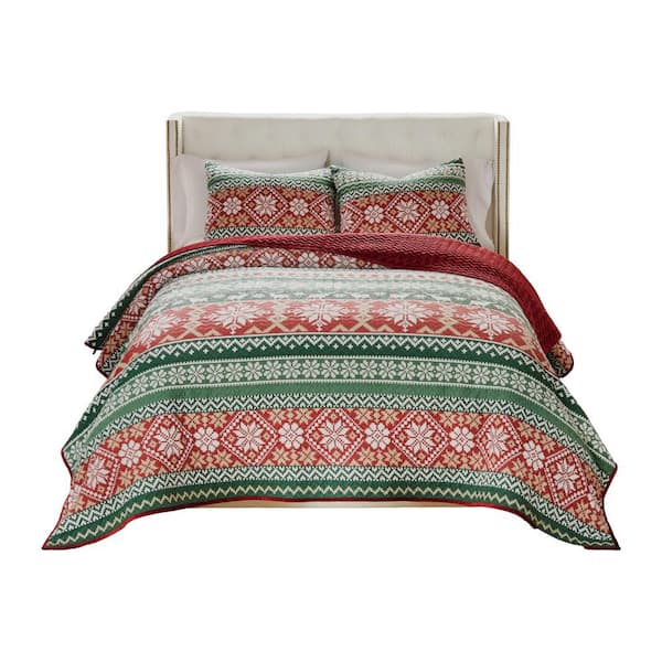 Benjara Reindeer Red and Green Christmas Dutch Velvet Full/Queen Quilt (Set of 3)