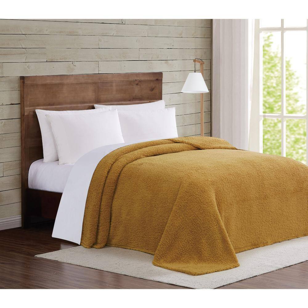 Brooklyn Loom Marshmallow Sherpa Twin XL Blanket in Mustard