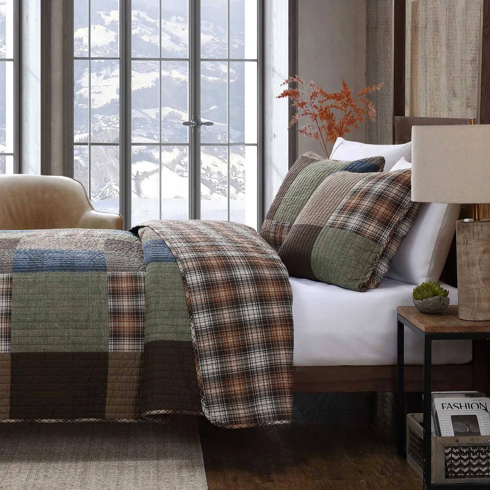 Full Brown Cotton Reversible Patchwork Quilt Set