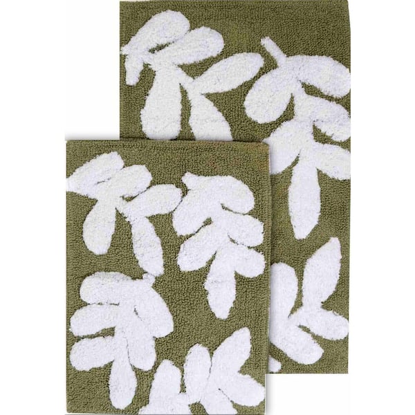 Chesapeake Merchandising Monte Carlo Sage and White 21 in. x 34 in. and 17 in. x 24 in. 2-Piece Bath Rug Set