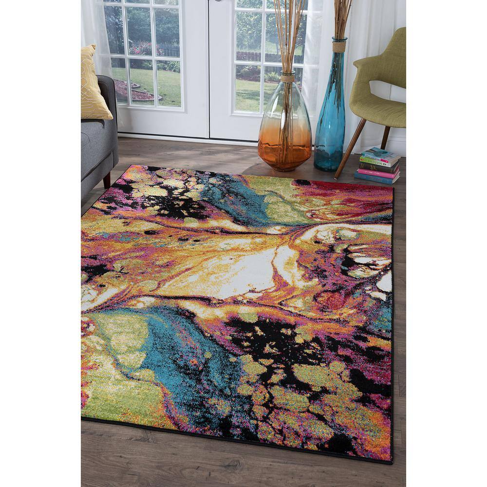 Reversible Abstract Black 5'3" x 7'3" Synthetic Area Rug