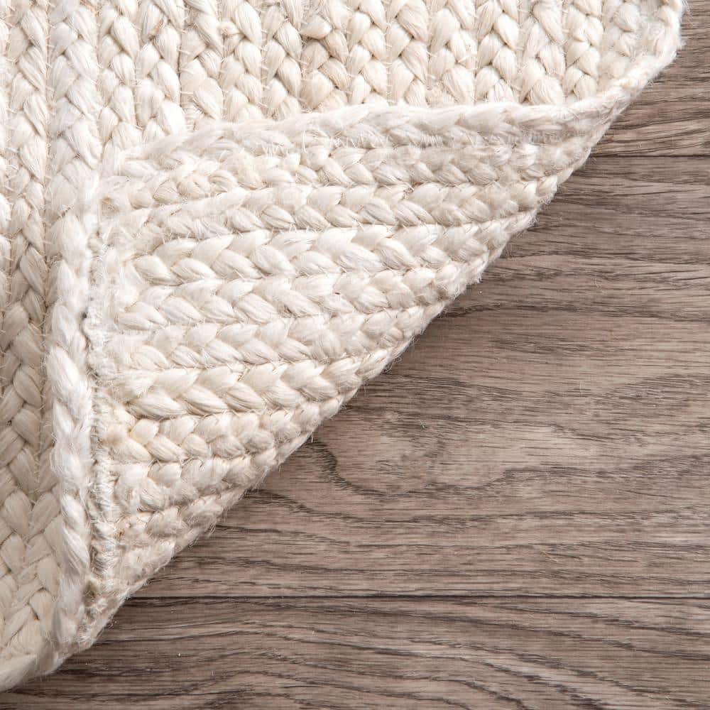 Off-White Round Hand Woven Jute Area Rug