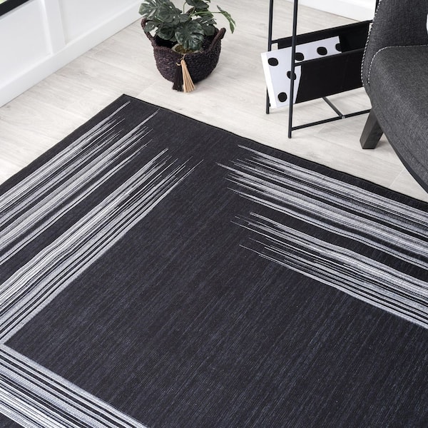 Parker Grey 4 ft. x 6 ft. Geometric Polypropylene Area Rug