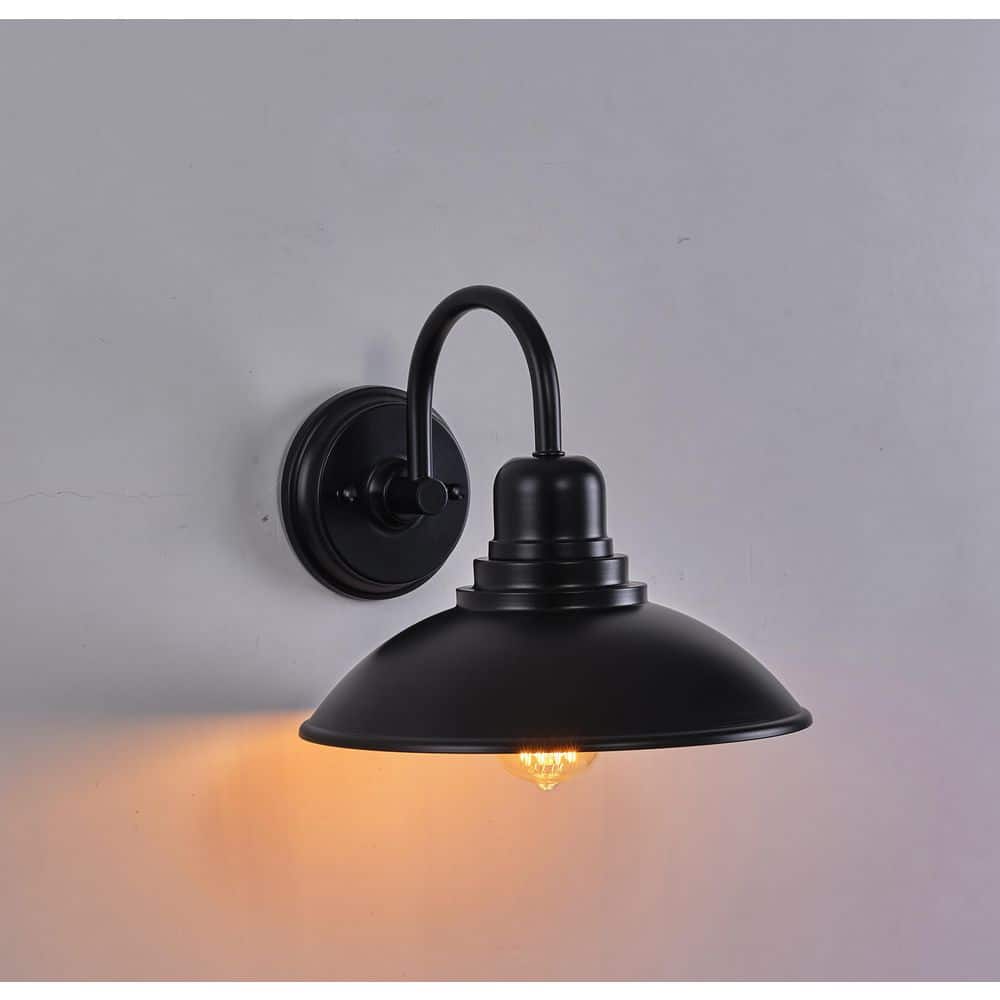 Black Steel Barn Style Outdoor Wall Sconce