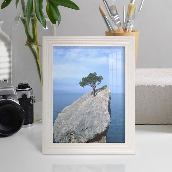 Grooved 6 in. x 8 in. White Picture Frame