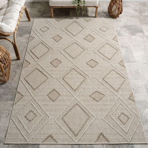 Saige High-Low Diamond Beige 4 ft. x 6 ft. Outdoor Area Rug