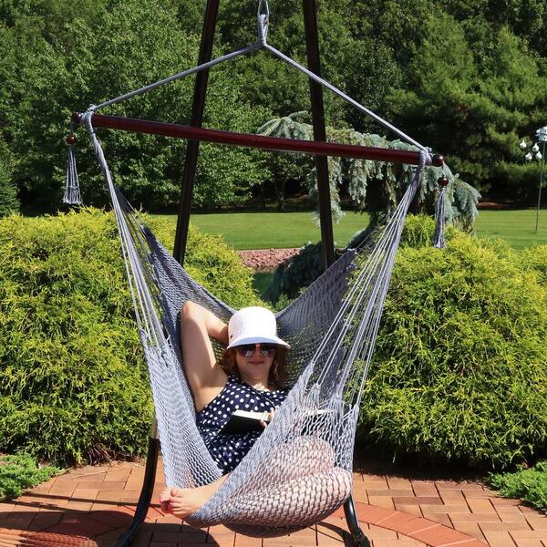 Sunnydaze 3 ft. Hanging Caribbean XL Hammock Chair in Gray WIM 339